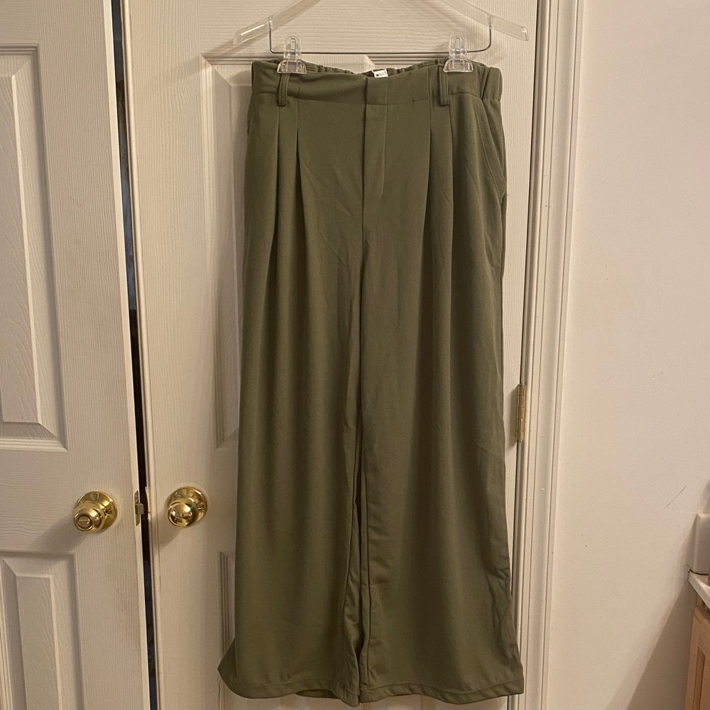Halara Olive Green Wide-Leg Trousers